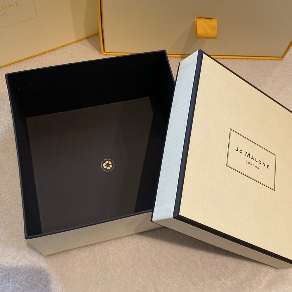 Jo Malone decor empty boxes bundle (3 empty boxes) - Picture 4 of 11